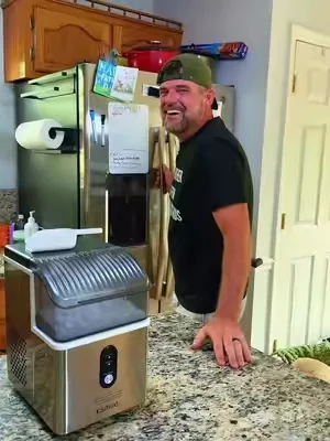 #creatorsearchinsights #NuggetIceMaker #PebbleIceMachine #KitchenFinds #tiktokshopcreatorpicks