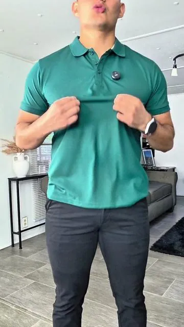 4 polos por el precio de 1.