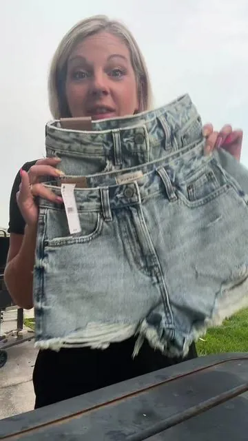 #jeanshorts #pacsun #denimshorts 