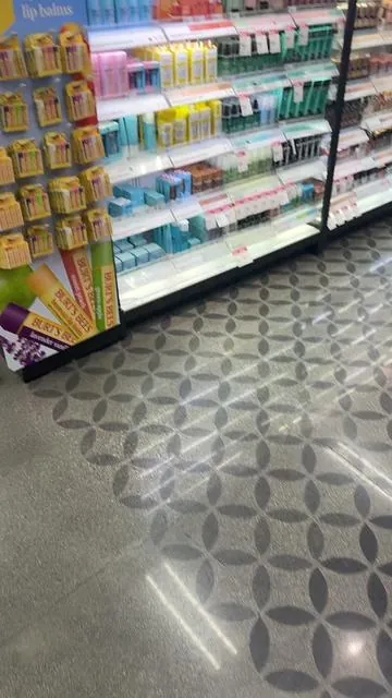 7656471965246442782