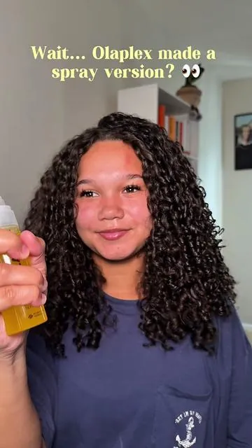 This isn’t replacing the original No. 7… it’s the product I use to refresh my hair between wash days. The shine speaks for itself. 🤍 #dfyd #dealsforyoudays #olaplex #haircare #hairtiktok