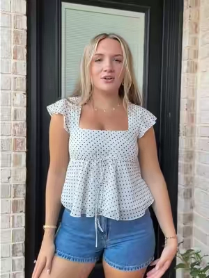 You can never have too many cute tops 🤭 #affordablefashion #womensfashion #outfit #OOTD #babydolltop 
