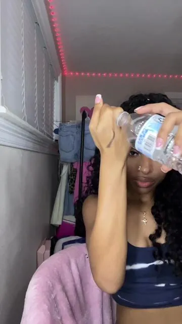 eyebrows under 1 minute ‼️‼️‼️#tiktokshopspringglowup #viral #tiktokshopaffiliate #makeup #eyebrows @Vevivia Beauty @Vevivia Beauty 