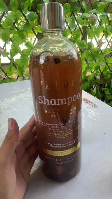 Qué tal esta maravilla de shampoo 
