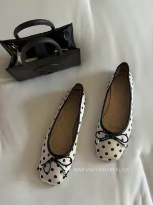 #flats #balletflats #balletflatsoutfit #polkadots #polkadot 