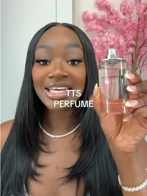 Smells so luxurious 🌸🌸🌸🌸😍 #perfume #perfumetiktok #perfumedupe #dealsforyoudays 