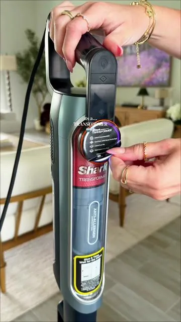why do fancy vacuums make me so happy 💨✨ #sharkvacuum #sharktransformer #vacuum #vacuumcleaner 