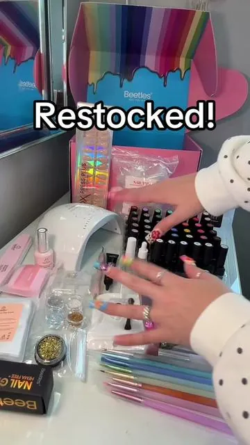 It’s BACK! This limited edition deals box is back on the shelves! This is the “seasonless palette” from @BeetlesGelPolish get it while it’s still in stock! 🌷🫧🍃💦 #beetlesgelpolish #diynailkit #gelnailsathome #dealsforyoudays #beetlesdealsbox 