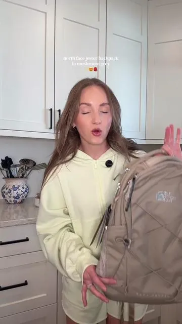 The nicest backpack I’ve ever laid my hands on #thenorthface #backpack #northfacebackpack #dealsforyoudays 