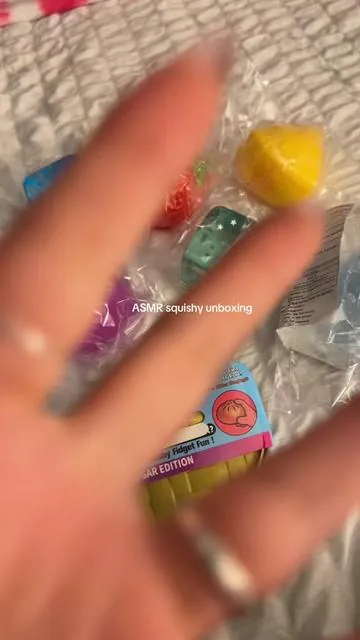 #asmr #squishyasmr #squishyunboxing #foryoupage 