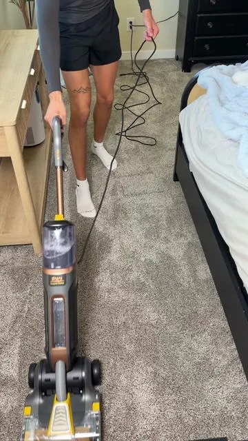 Just because you vacuum doesn’t mean your carpets are actually clean!! #shark #sharkcarpetforce #carpetforce #carpetcleaning #cleaning 