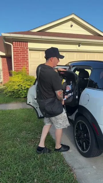 (No latch base)Baby Stroller with Free Bag, Multifunctional Newborn Stroller, Equipped with Five Point Seat Belt and A Chest Clip, Can be Pushed in Both Directions, with Shock-absorbing Wheels, Suitable for Traveling ##DealsForYouDays##stroller##babystroller