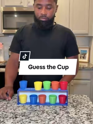 Mez might be the smartest in the group 🤔 #colorstack #games #couplestiktok #fun #challenge 