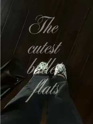 #polkadots #flats #balletflats #polkadotshoes #balletflatsoutfit 