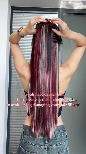 I mean come ONNN  these calico extensions blend in SO well, if you have darker hair 1 promise you this is the move to avoid frying / damaging your hair❤️🤎🤍#dealsforyoudays #summerwins #y2khairstyle #2000sthrowback #beautiful 