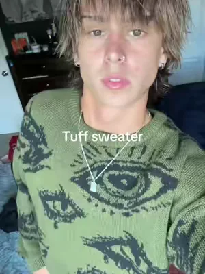 So gas #fyp #tiktokshop #dealsforyoudays #fashiontiktok #sweater 