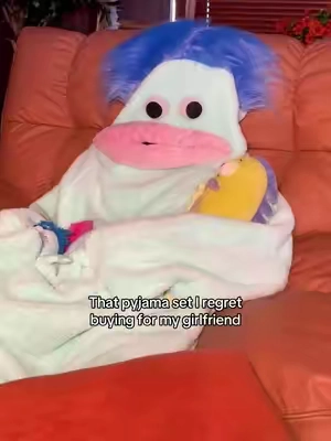 She’s hilarious😂#pajamajam #Clownfish #fypシ゚viral #summerwins #tiktokshopdealsforyoudays 