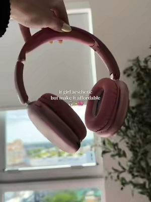 aesthetic looks without the price tag #headphones #overtheearheadphones #pink #gymgirl #headphonesbluetooth 