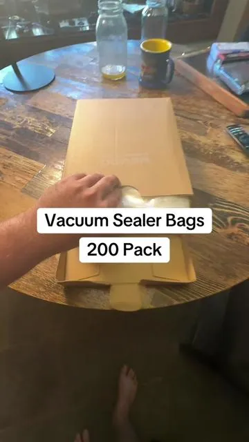Kitchen food vacuum sealer bags.  #vacuumsealer #vacuumseal #vacuumsealerbags #canningandpreserving 