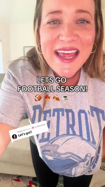 Replying to @𝙼𝚊𝚛𝚒𝚊 🌸 who is ready for some football? 