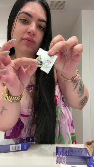 Disfruta tus momentos con mayor tranquilidad gracias a estos preservativos de alta calidad. ❤️ Diseñados para ofrecer comodidad, un ajuste seguro y una experiencia más natural. Cada unidad viene sellada para mantener su higiene y calidad. Ideales para quienes buscan protección y confianza #Bienestar #tiktok #tiktokmademebuyit#tiktokshop 