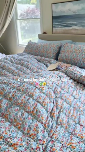 I am so obsessed with this bedding 🫶🏻 #floralbedding #7piececomforterset #bedding #vintagefloral #beddingset 