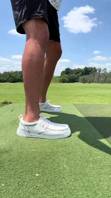 The golf shoes you didn’t know you needed! @HeyDude  #tiktokshopcreatorpicks #heydudeshoes #dealsforyoudays #golftok #golf 