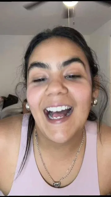 Si lo qie quieres es ahorrar tiempo y estar lista en 30 seg, te dejomeste shampoo para seco en gel. ❤️❤️ #tiktokviral #tiktokshop #tiktokcreators #viralvideo 