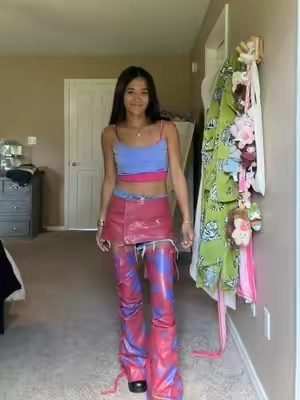 5’0, about 100lbs, usually a size 2/26 wearing size xsmall  #summerween #suki #sukifastandfurious #costume #sukicostume 