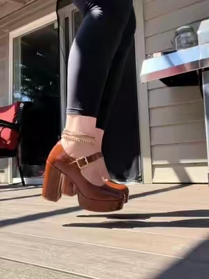 SPOMGEBOBE YOU BETTA BE QUICK #maryjaneheels #highheels 