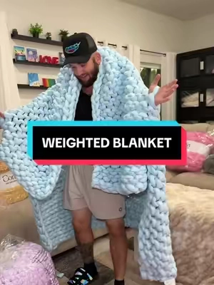 #blanket #weightedblanket #comfrt #comfrtblanket 
