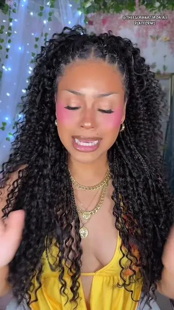 Miracle knots do NOT have to cause damage, it’s all in the technique girl 😩 Been wearing this hair for a couple weeks now & she’s still holding up BEAUTIFULLY 😍😍😍 thank you @Luvmehair ! 🫶🏽 #luvmecrochet #miracleknots #bohobraids #dealsforyoudays  #luvmehair 