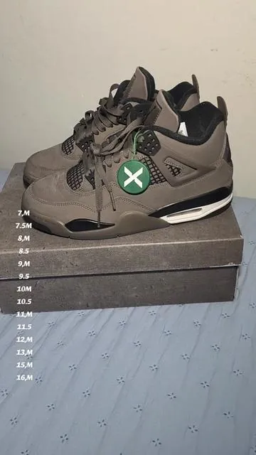 Jordan retro 4 Aprovecha que estan a un super precio. #stockx #jordanretro4 #jordanshoes #shoeslover #zapatosparahombre 