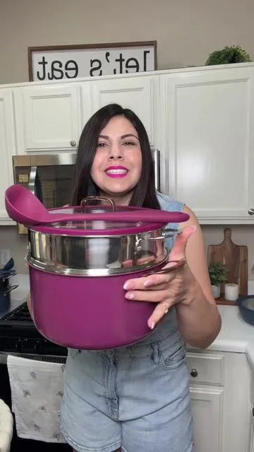 Olla de acero inoxidable de 8 QT con vaporera incluida #TikTokShopCreatorPicks #carote #carotecookware #KitchenEssentials #CookingMustHaves   