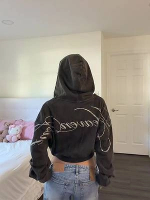 Hello new zip up #blackacidwash#rhinstones#streetwearfashion#backtoschooloutfitinspo#acubistyle