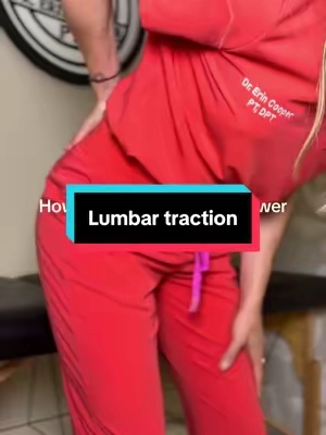 If you’ve ever thrown your back out, you know that helpless feeling 😭 Standard heating pads just don't cut it when your spine feels compressed. This lumbar traction unit has been an absolute game-changer for my lower back pain. It gently stretches and decompresses your spine right from home. @DRwiik #backpainrelief #lumbartraction #spinaldecompression #backpain #backmassager 