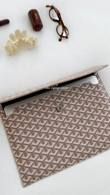 #laptopsleeve #laptopaccessories #aestheticsetup #techaccessories #girlythings 