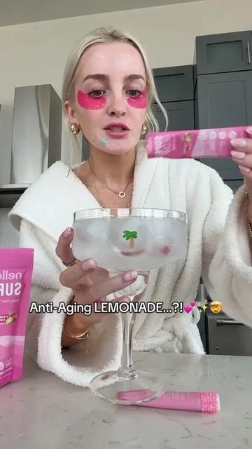 my mom is obsessed w this stuff too now #nellosuperglow #antiaging #over30 @Nello 