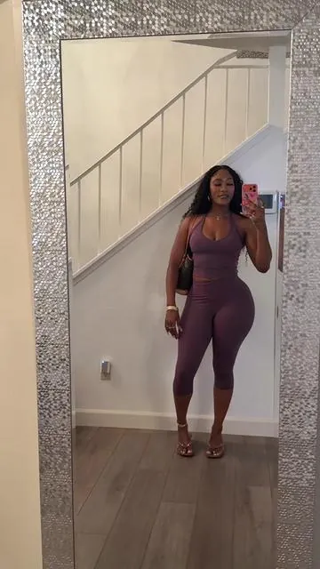 Down!! 💜#athleisure #DealsForYouDays #tiktokshopfinds 