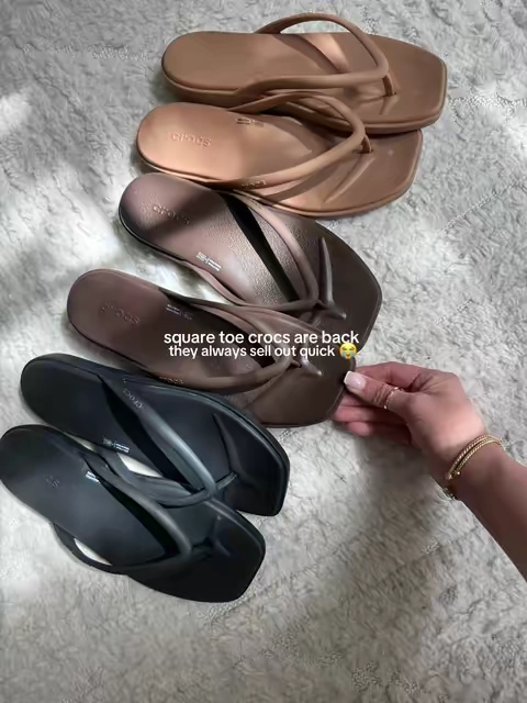 they have been sold out foreverrrrrrrrr #crocd #flipflops #tiktokshopcreatorpicks 