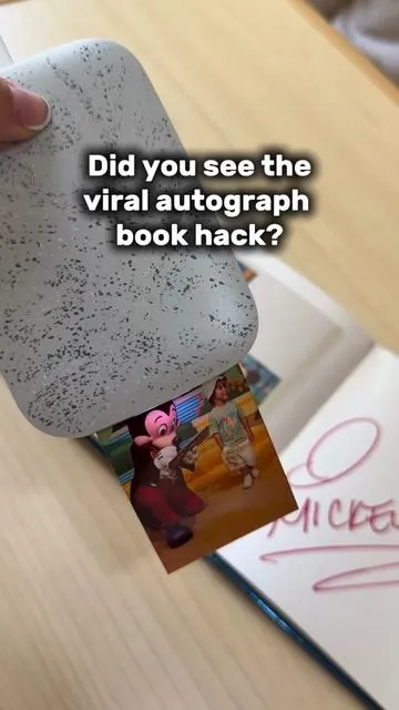 My son LOVES going through his book and the characters sometimes do too! I love this idea and it’s so fun that they’re stickers- not trip needed to do get photos printed. My favorite Disney/universal keepsake and souvenir. ❤️  #disneysouvenir #disneyhaul #charactermeetandgreet #disneyautographbook #autographbook 