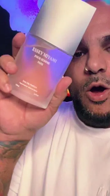 RECORDAR ES VOLVER A VIVIR🤤👌🏽 #renymiami #productosvirales #perfume #perfumetiktok #perfumeparahombre 