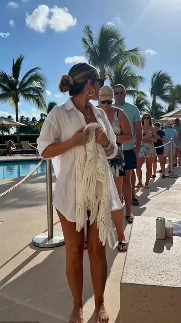 #resortstyle #crochetoutfit #resortgirls #beachhome #tiktokshopfind 
