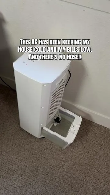 This little guy keeps my room so cool! No ugly tubes coming out of the window and it’s really portable! I messed up and waited too long and now the stores are charging more. Don’t miss the deal! 🤙🏼🥶 #ac #portableac #summermusthaves #homemusthaves #hotweather 