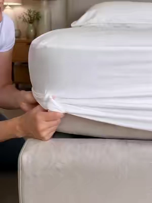 4pcs Cooling Sheet Set#Tiktokmademebuyit #viral #fyp #BedSheetsSet #BambooBlend #SoftAndLuxury #HomeDecorIdeas #BedroomComfort #LuxDecor #SilkySheets #CozyBedroom #TikTokHomeDecor #LuxurySleep