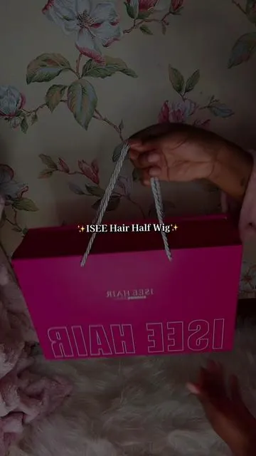 I love my half wig, I can’t wait to put it on 💕 #fyp #iseehairbeauty #halfwig #ISEE #wigtok 