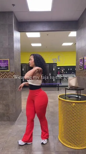 Faja at the gym? Absolutely 🥰🥰💪🏽💪🏽 