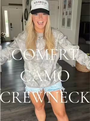 Allllll the camo and comfy vibes for fall 😍 #comfrt #sweatshirts #crewnecksweatshirt #sweatshirtseason  Comfrt camo sweatshirt crewneck  