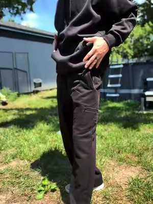 #comfrt #travel #newrelease #tiktokshopsummersale #sweatpants 