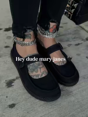 Obsessed w these 🖤🥰 @HeyDude #heydudeshoes #altoutfits #altmom #maryjaneshoes #maryjanes 
